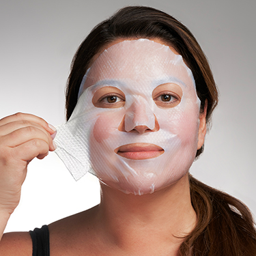 https://www.neostrata.com/on/demandware.static/-/Library-Sites-JNJSharedLibrary/default/v1711075208360/images/neostrata/pages/learn/what-are-face-masks.jpg?auto=format&crop=faces
